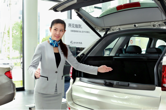 颜值与能力并存的BMW金牌销售——曲靖